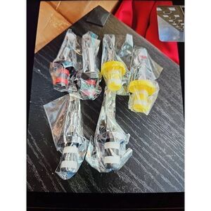 Wine stoppers‎ (6)